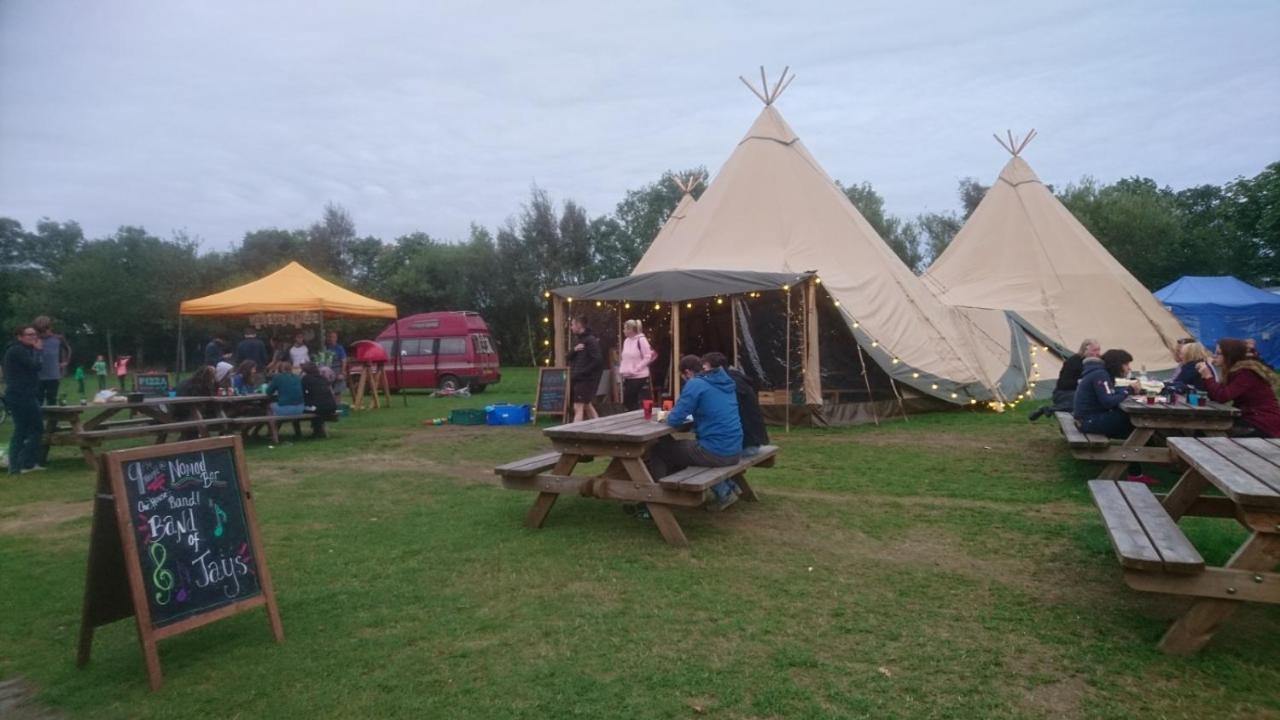 فندق إنْجليستونفي  Edinburgh Festival Camping المظهر الخارجي الصورة