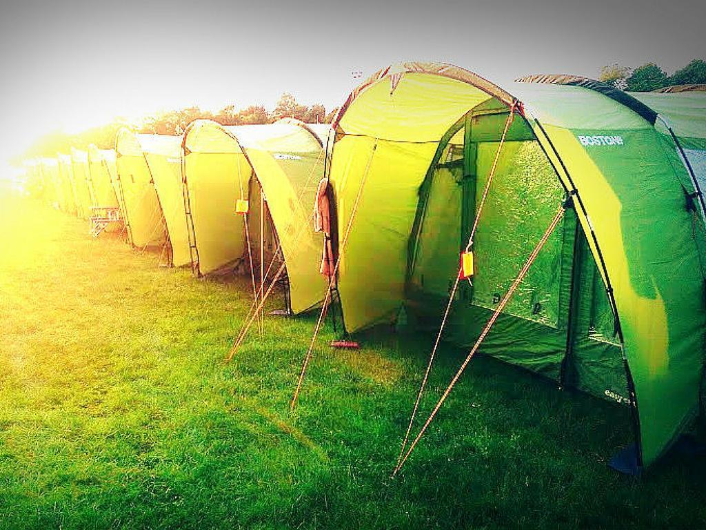 فندق إنْجليستونفي  Edinburgh Festival Camping المظهر الخارجي الصورة