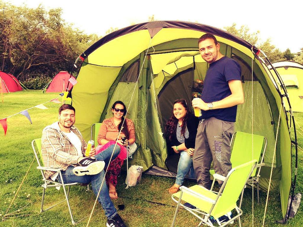 فندق إنْجليستونفي  Edinburgh Festival Camping المظهر الخارجي الصورة